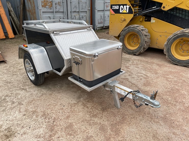 #1589-•-2006-aluma-ltd-motorcycle-storage-trailer-image-2