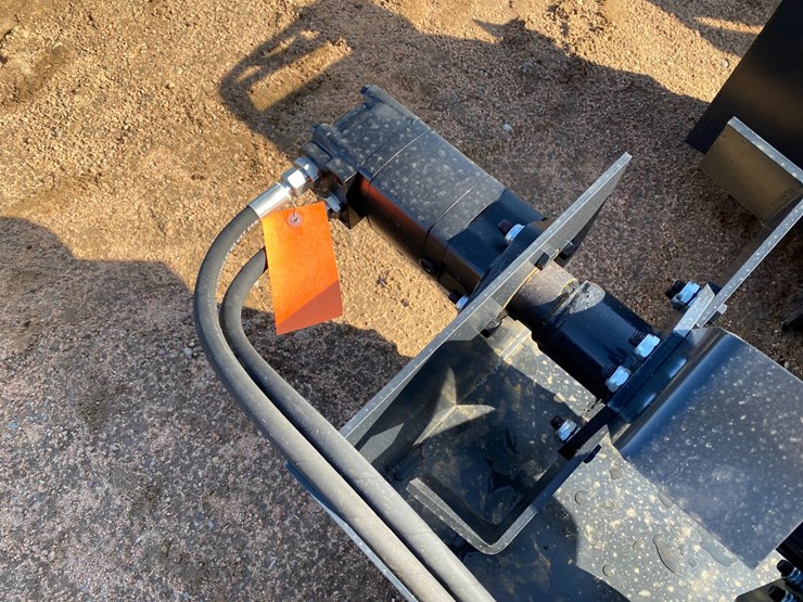 #4109-•-72"-jct-hydraulic-tiller-attachment-image-9