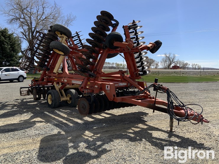 2011-kuhn-krause-excelerator-8000-image-3