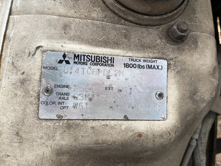 #1561-•-mitsubishi-minicab-truck-(no-title)-image-30