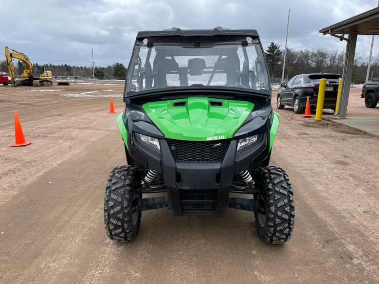 2017-arctic-cat-700-image-8