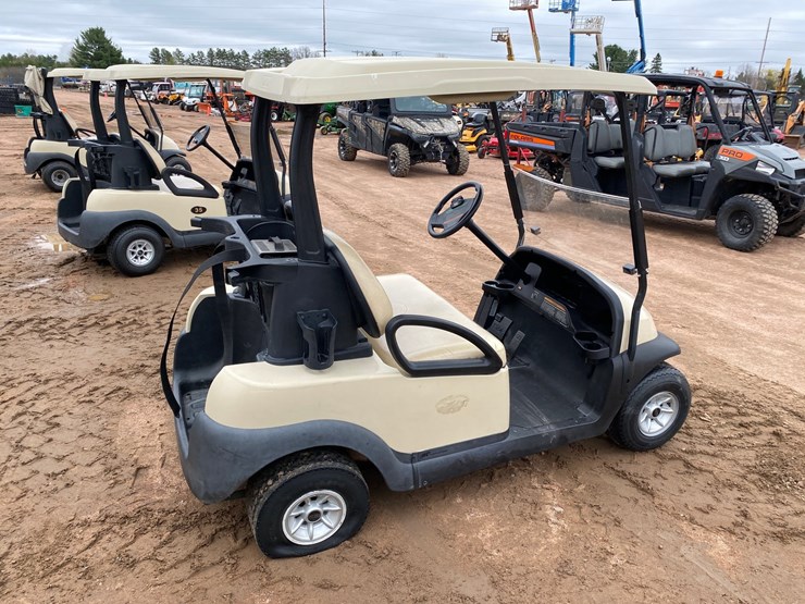 #1579-•-club-car-electric-golf-cart-with-charger-image-6