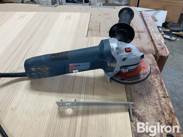 bosch-gws8-45-angle-grinder-image-4