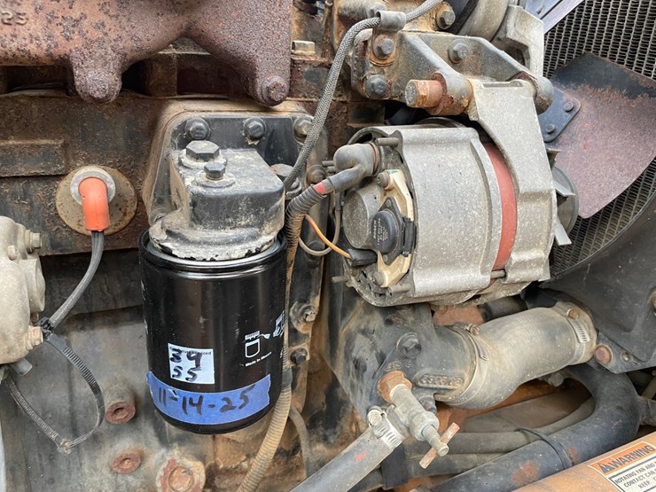 1996-case-570l-xt-image-52