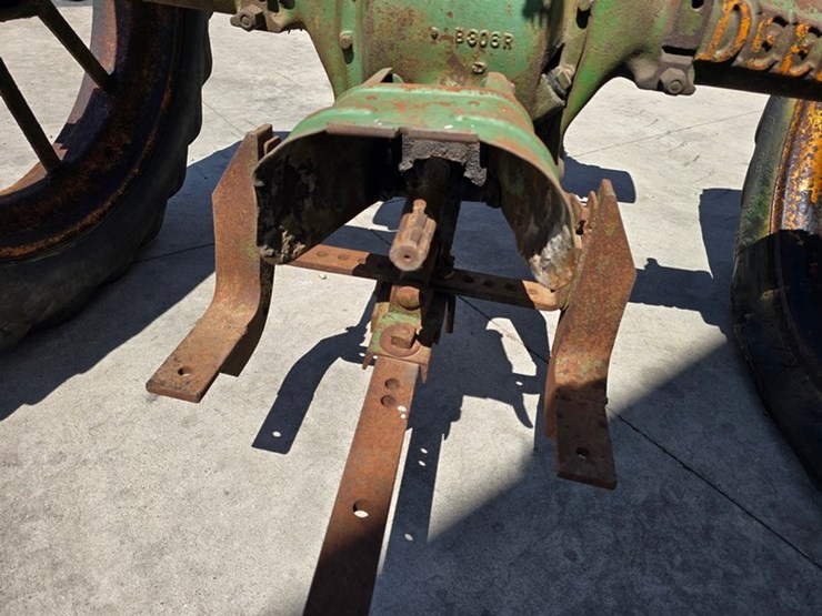 john-deere-model-b-image-21