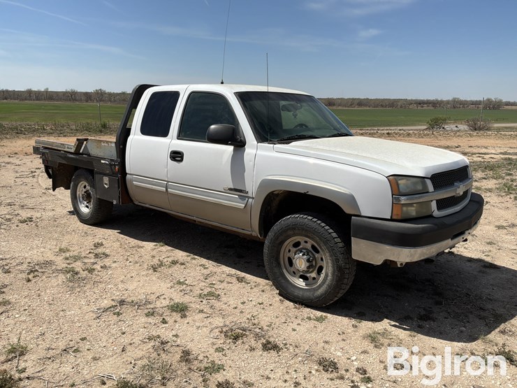 2003-chevrolet-silverado-2500-image-3