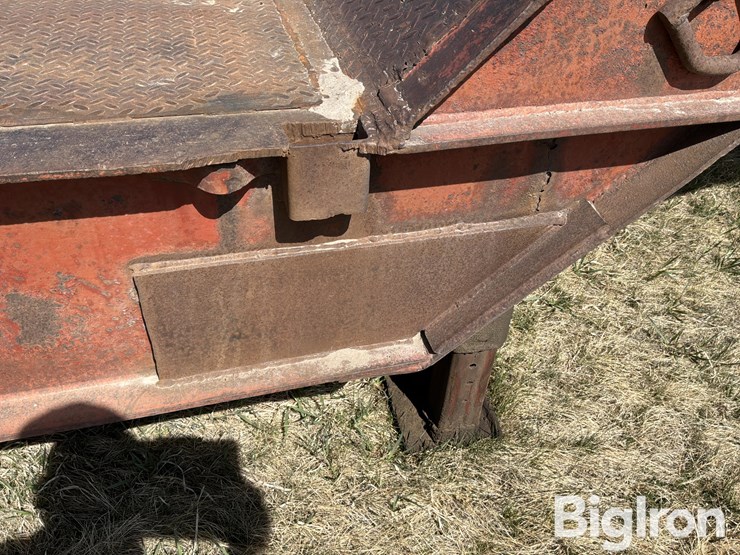 1975-muv-all-lowboy-image-16