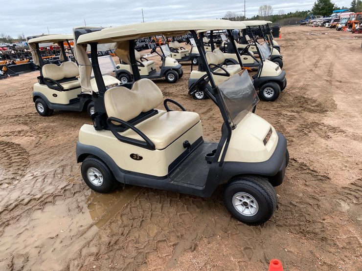 #1578-•-club-car-electric-golf-cart-with-charger-image-4