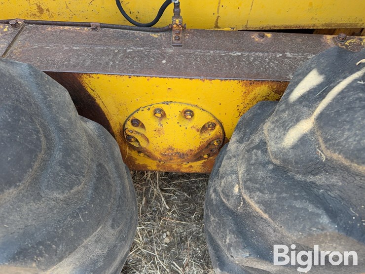 caterpillar-12-image-11