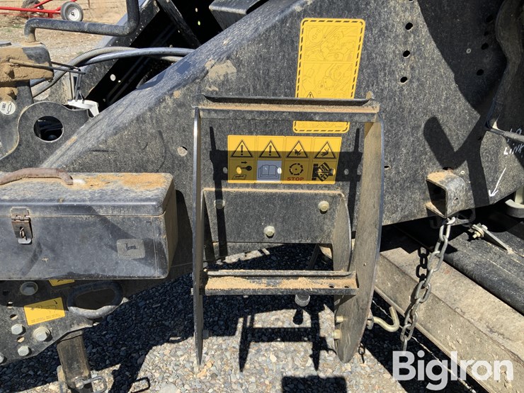 2018-case-ih-lb434-image-10