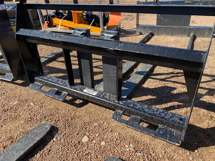 #4070-•-kivel-3,500-lbs.-pallet-fork-attachment-image-9