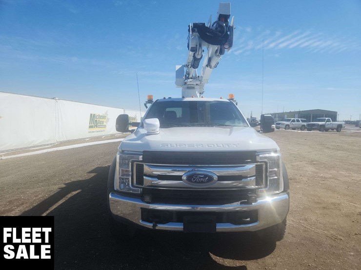 2019-ford-f550-image-26