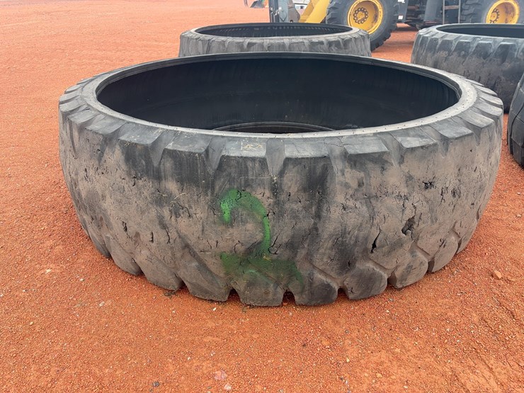 rubber-tire-tank-image-1