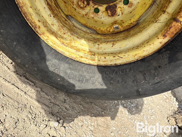 john-deere-450-image-19