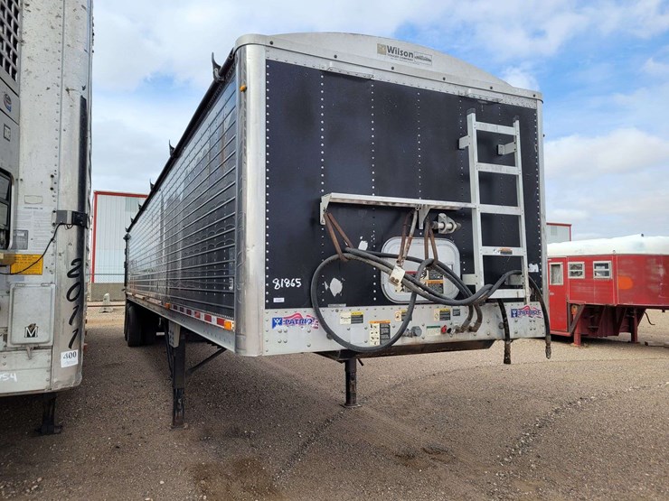 2010-wilson-belt-trailer-image-3