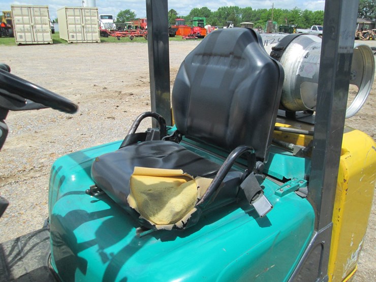 2005-komatsu-fg25st-14-image-14