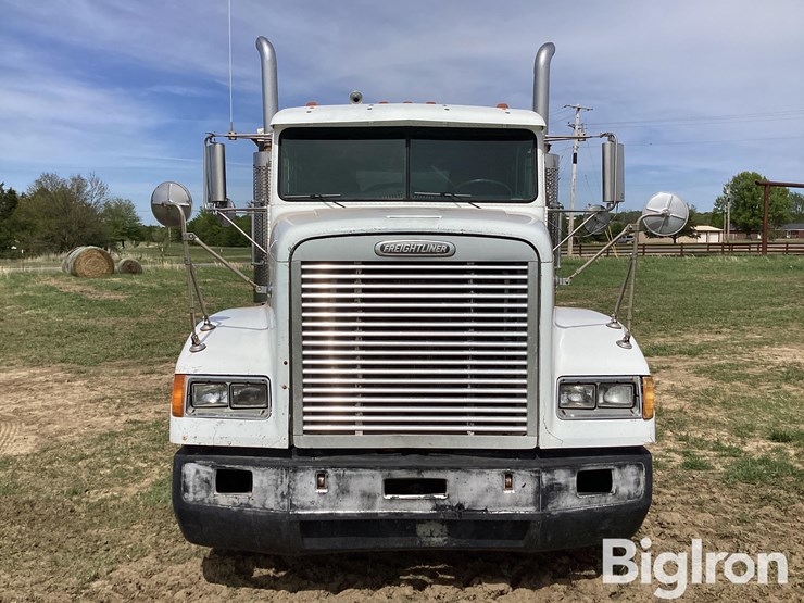 1995-freightliner-fld120-image-2