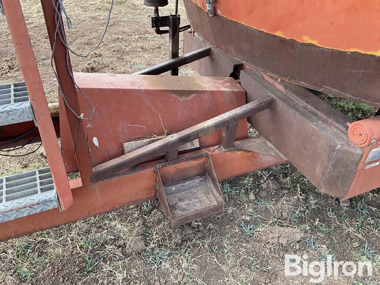 jay-lor-600-direct-3ii-vertical-mixer/feeder-image-16