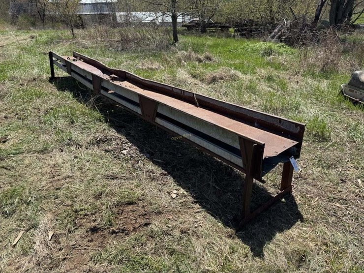 elevator-feed-trough-image-3