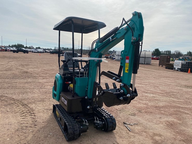 #5558-•-2026-cfg-kt12r-mini-excavator-image-2