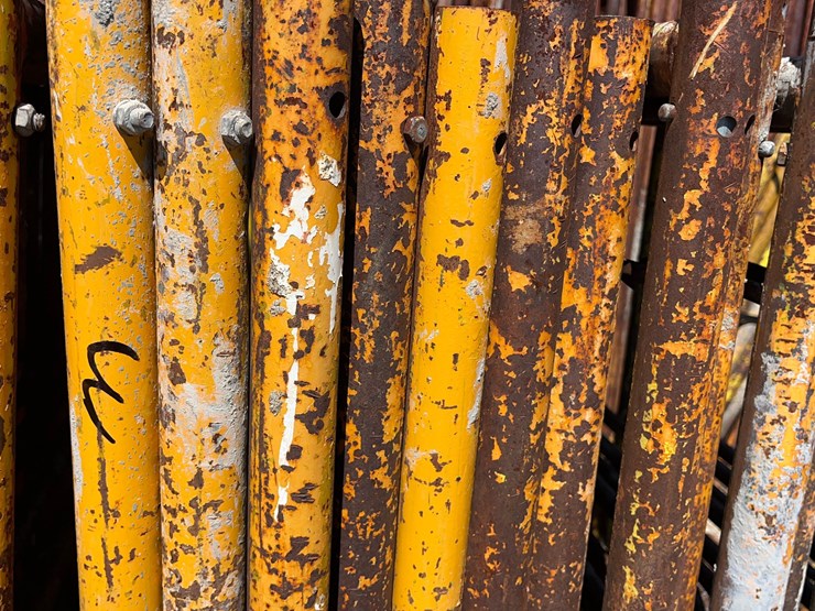 scaffolding-on-carring-cage.-image-6