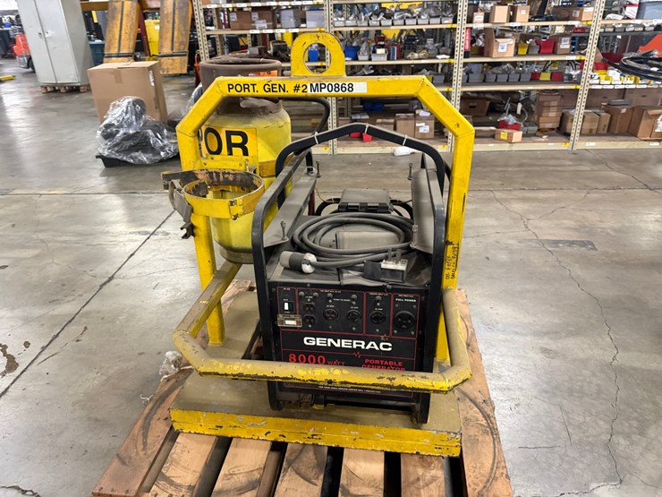 #2034-•-generac-portable-generator-image-4