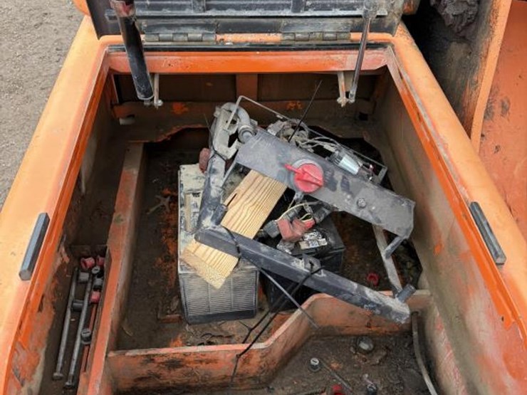 2014-doosan-dx225-lc-image-26