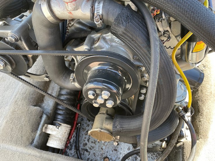 #1565-•-1989-ski-centurion-falcon-19'-ski-boat-(has-reg-card)-image-33