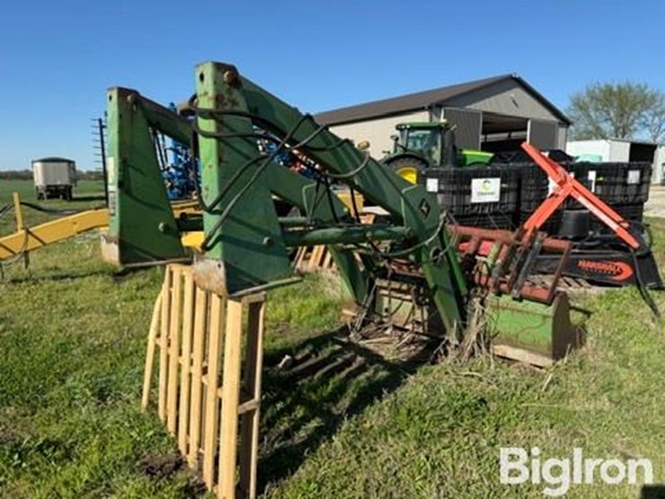 john-deere-158-image-5
