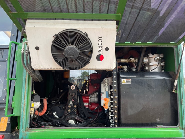 2017-gyro-trac-gt35-image-34