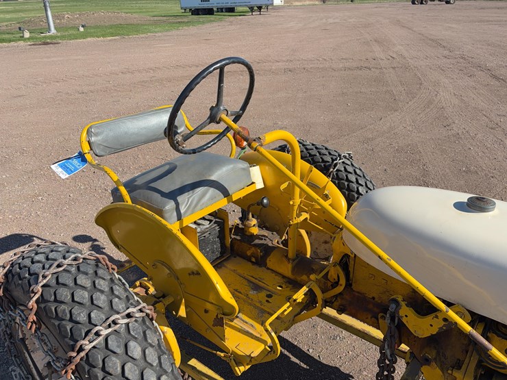 1968-international-cub-lo-boy-tractor-with-woods-belly-mower-image-12
