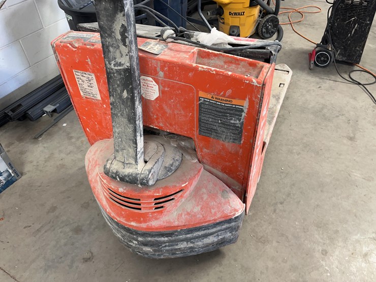 toyota-electric-pallet-jack-image-7