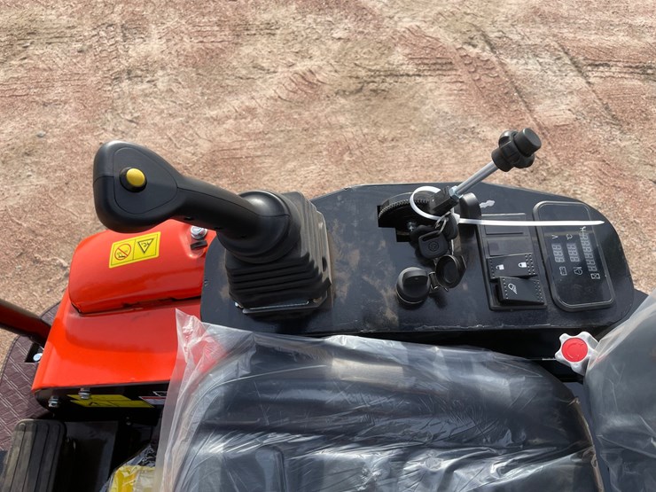 #5536-•-2026-cfg-ynt20-diesel-mini-excavator-image-19