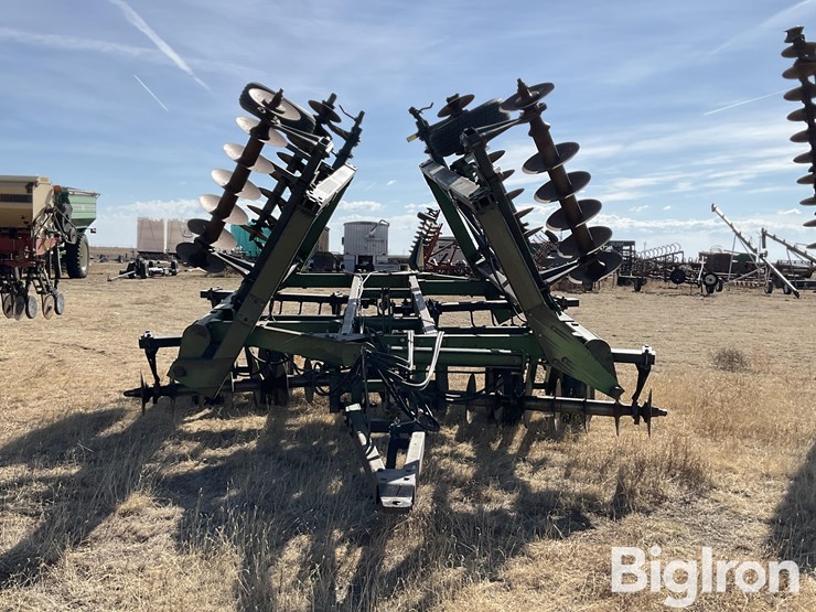 john-deere-331-image-2