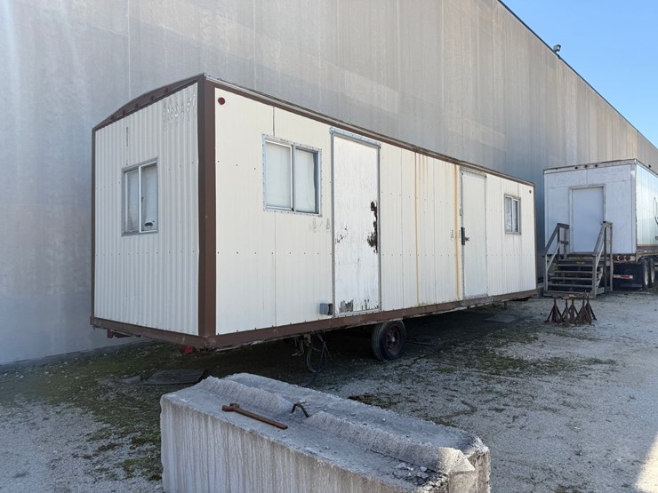 #2010-•-26'6"-venture-jobsite-trailer-(no-title)-image-3