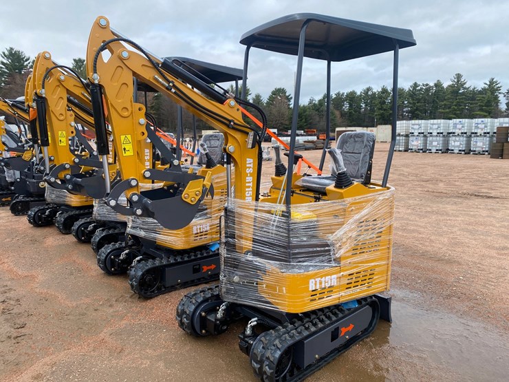 #5539-•-new-ats-rt15r-mini-excavator-image-1