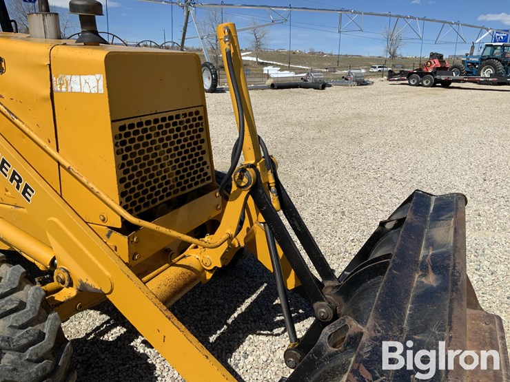 1990-deere-210c-image-13