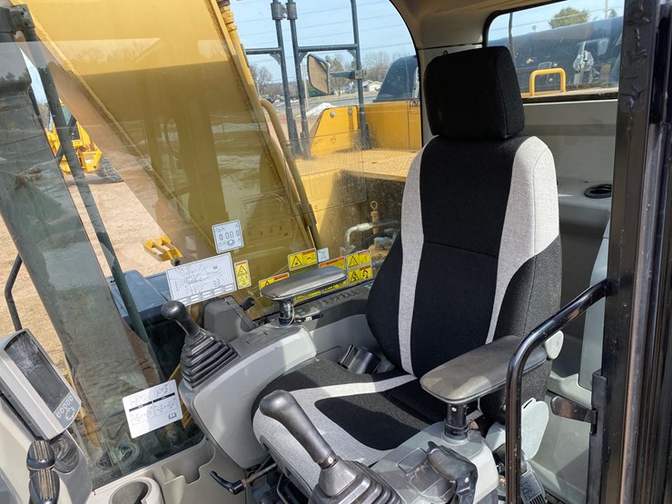 2014-caterpillar-324el-image-48