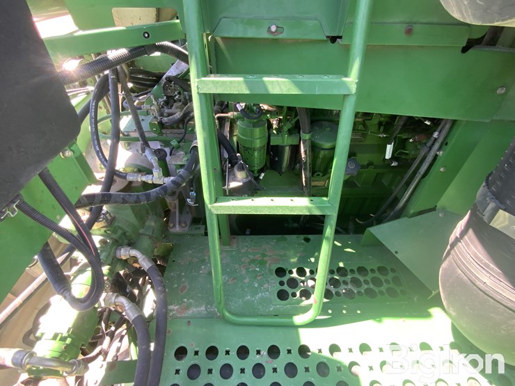 2006-john-deere-9760-sts-image-16