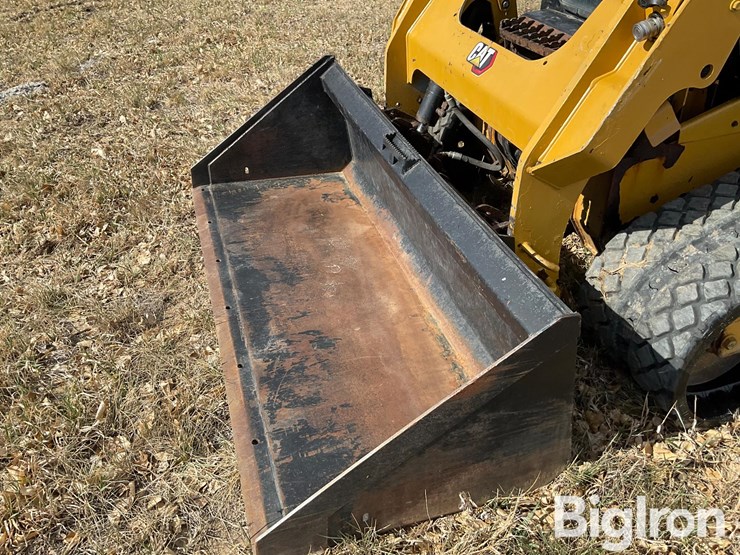 2020-caterpillar-259d3-image-5