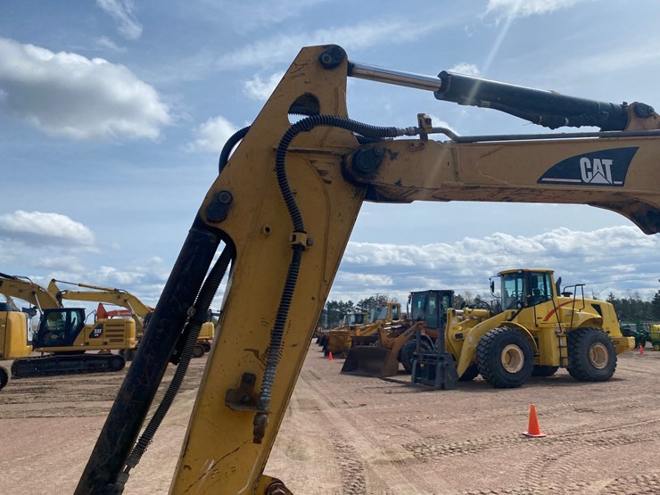 caterpillar-305c-cr-image-18