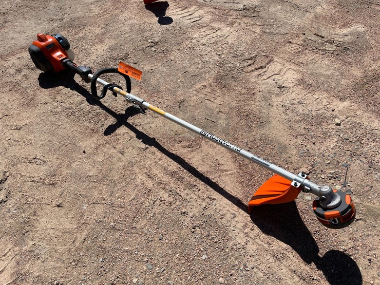 #1533-•-husqvarna-330lk-hi-torq-weed-wacker-image-2