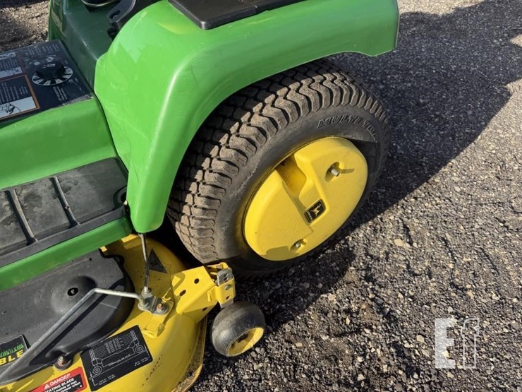 2000-john-deere-325-image-9