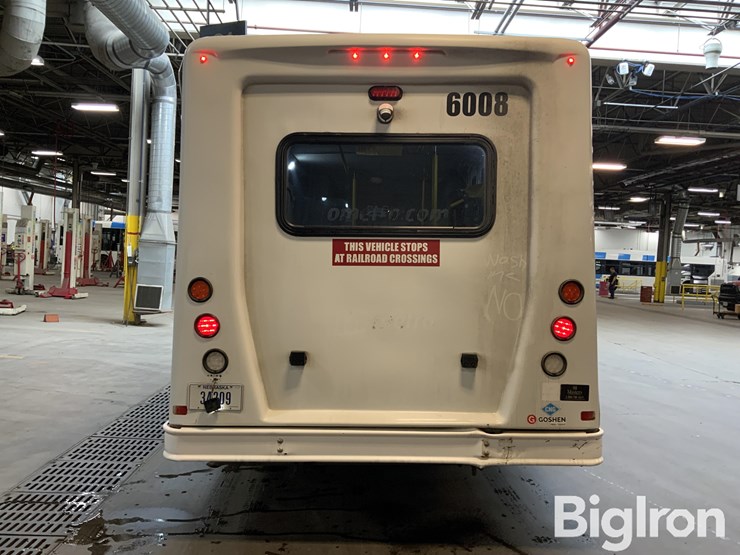 2018-ford-e450-image-6