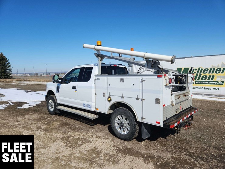 2020-ford-f350-image-3