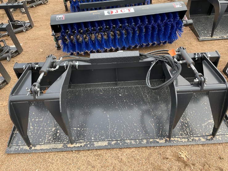 #4132-•-84"-jct-smooth-edge-grapple-bucket-image-2