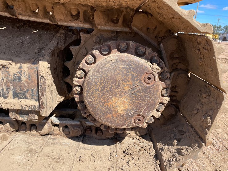 caterpillar-324e-image-37