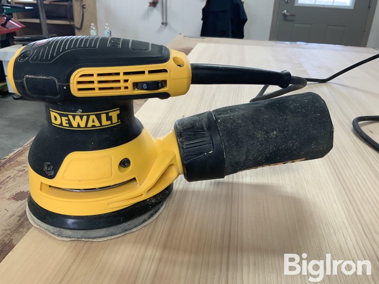 dewalt-dwe6423-sander-image-8