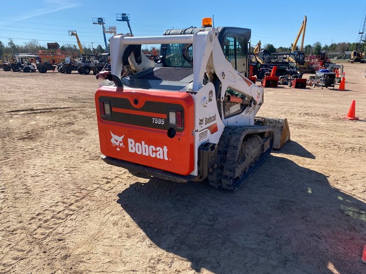 2018-bobcat-t595-image-8