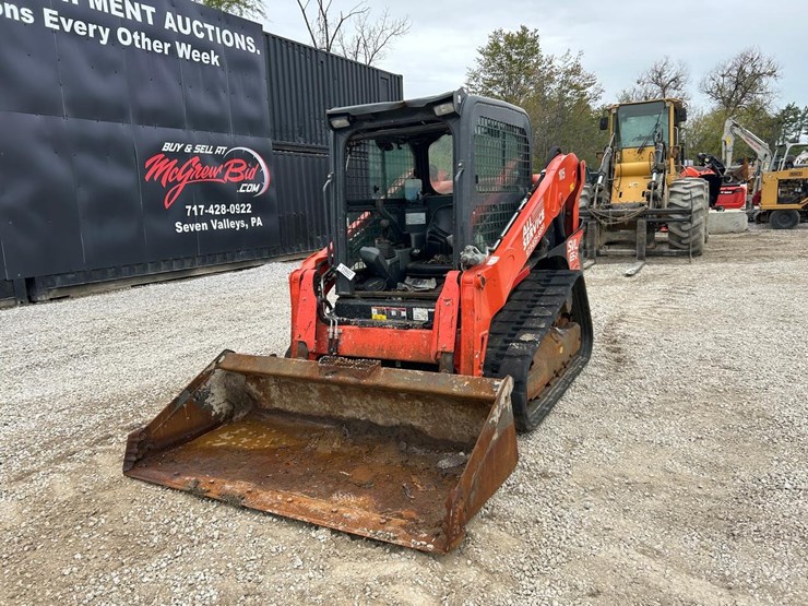 2023-kubota-svl65-2-image-8